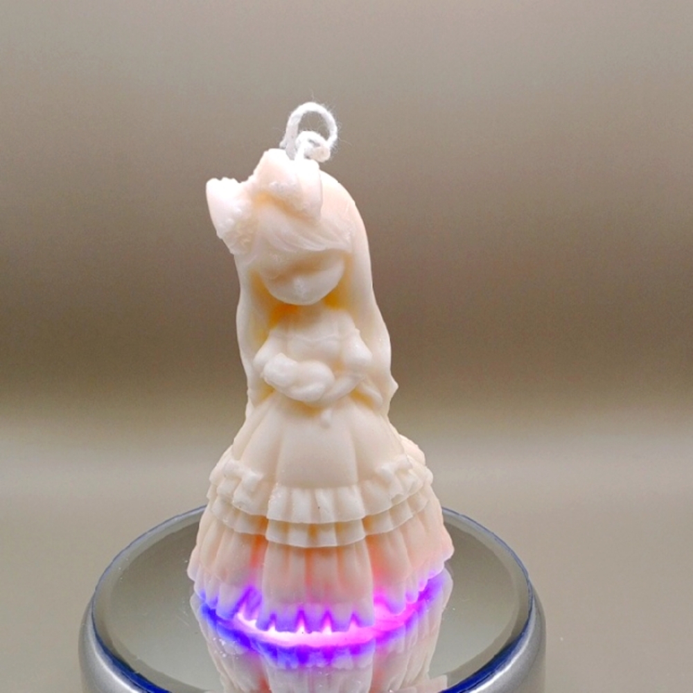 BaRich Hand Made 💕 Elegant Cream Candle